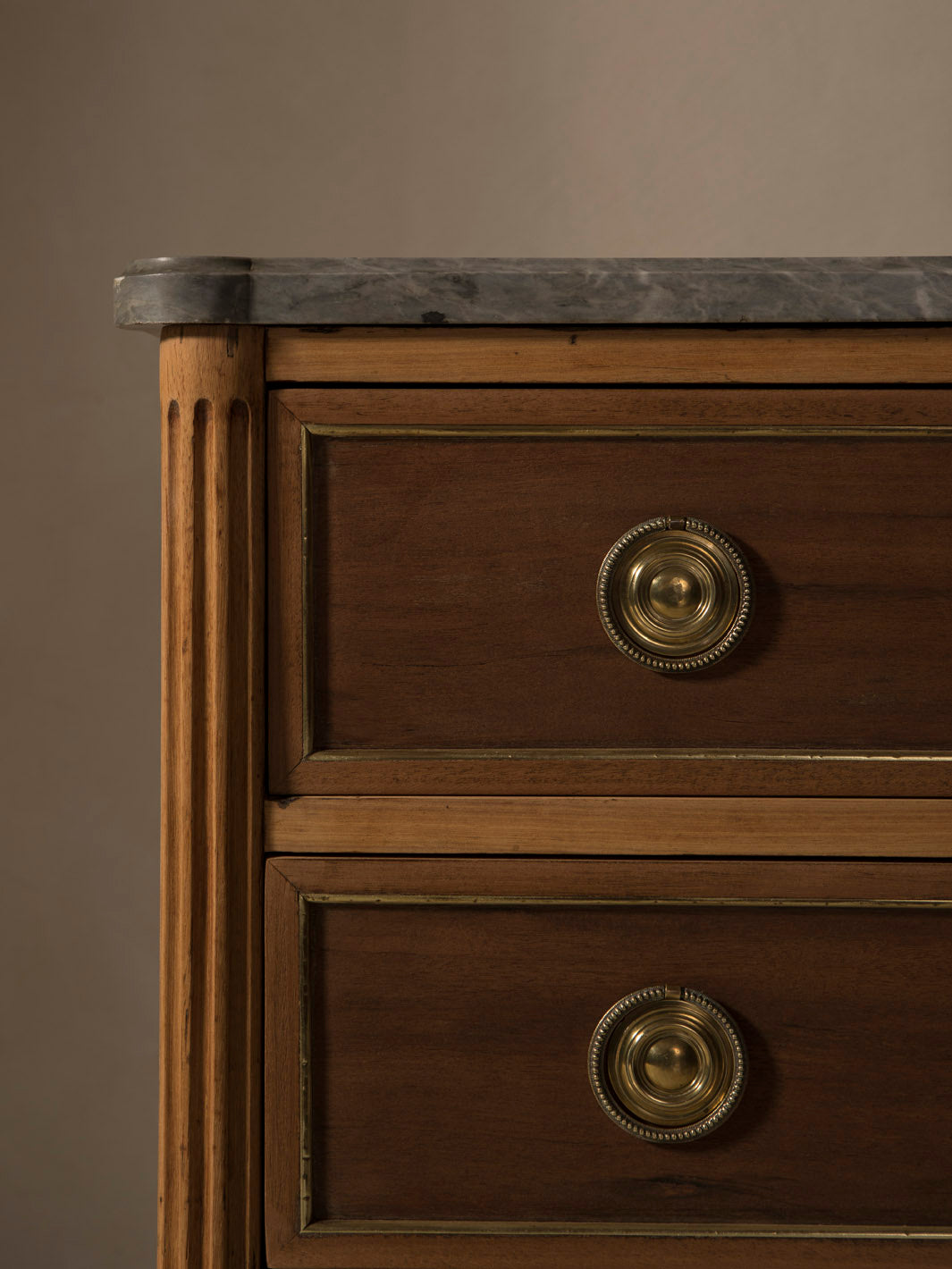 Cómoda Louis XVI madera de caoba