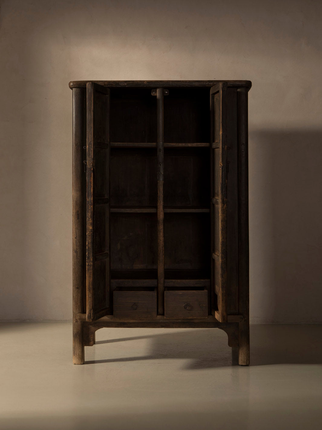 Armario de pino s.XIX