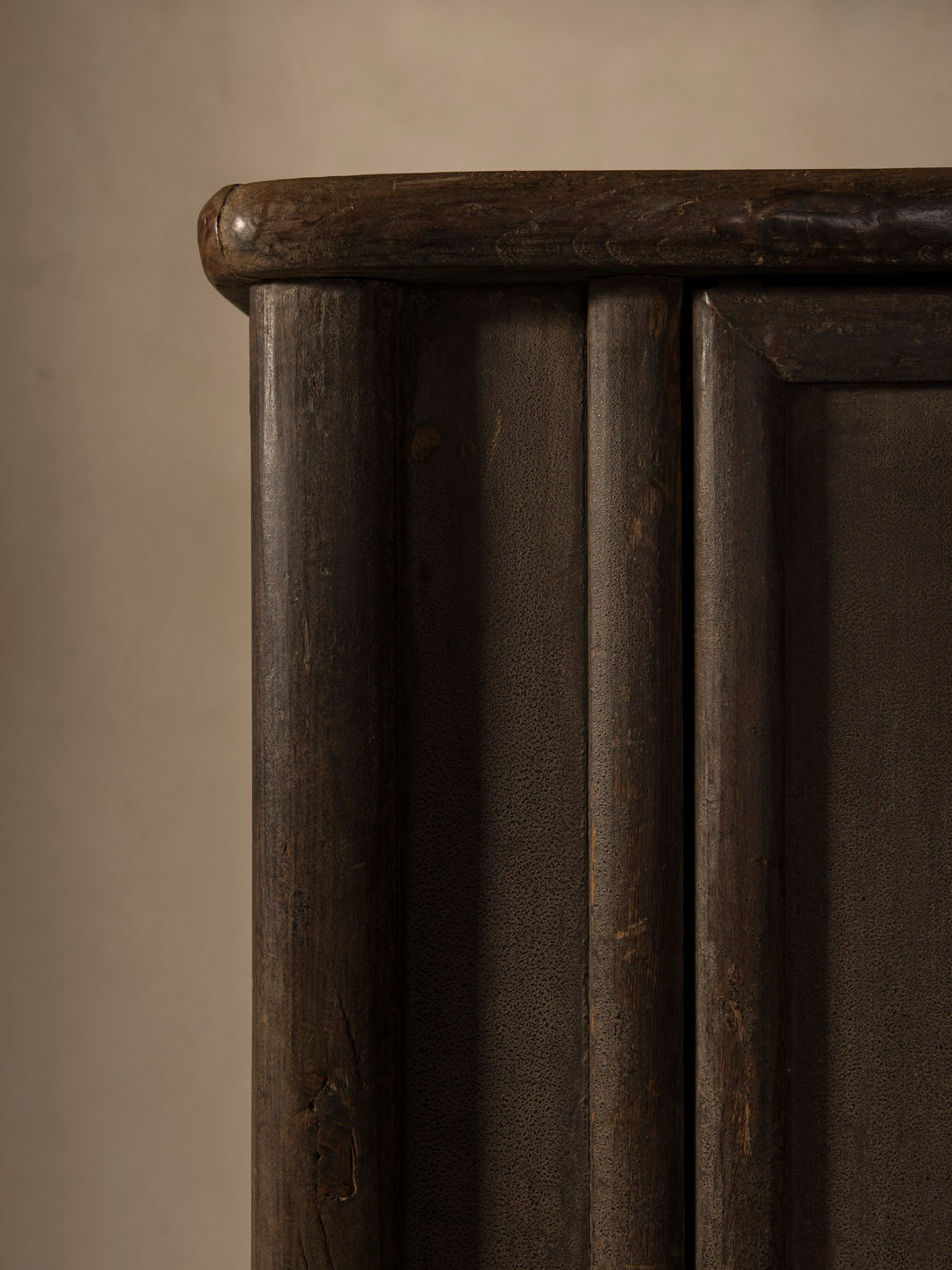 Armario de pino s.XIX