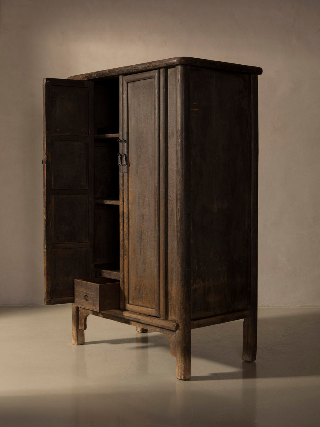 Armario de pino s.XIX