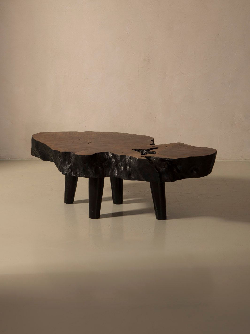 Mesa de centro brutalista