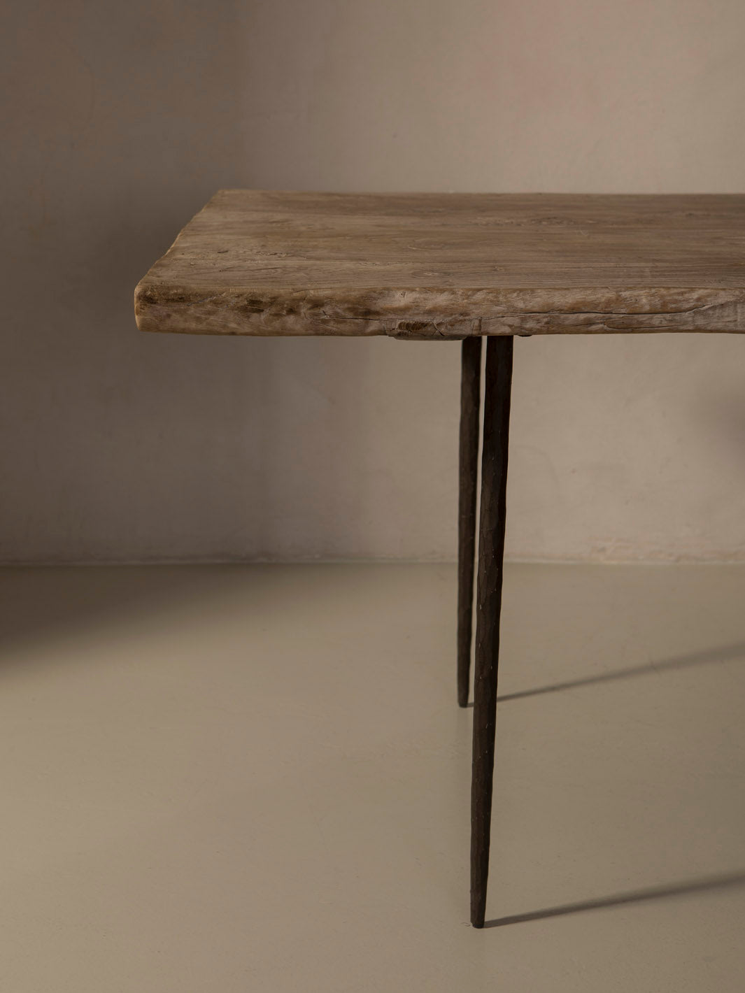 Mesa de comedor Pik 267x100cm.