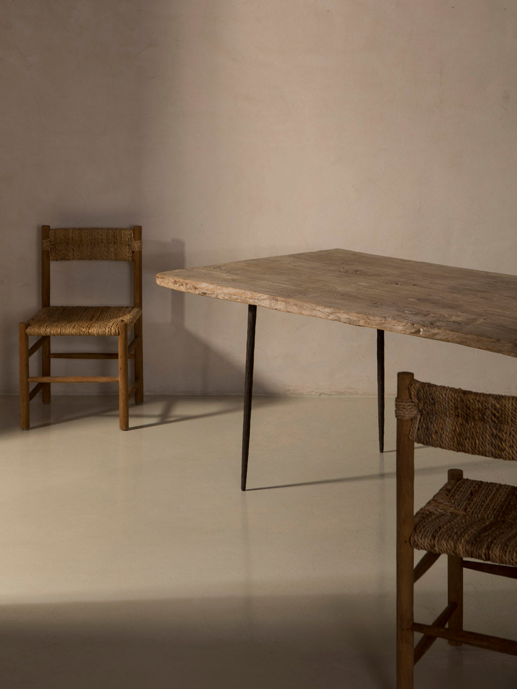 Mesa de comedor Pik 267x100cm.