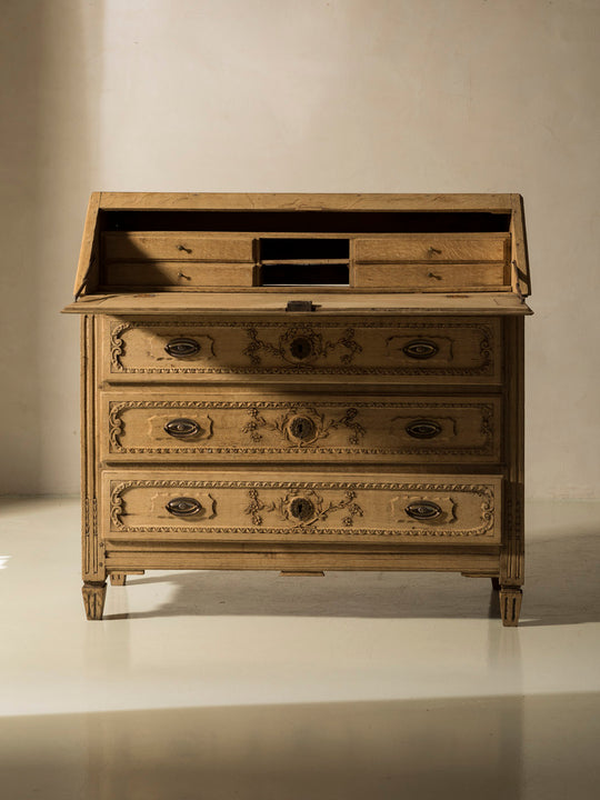 Bureau Liège chestnut 19th century I