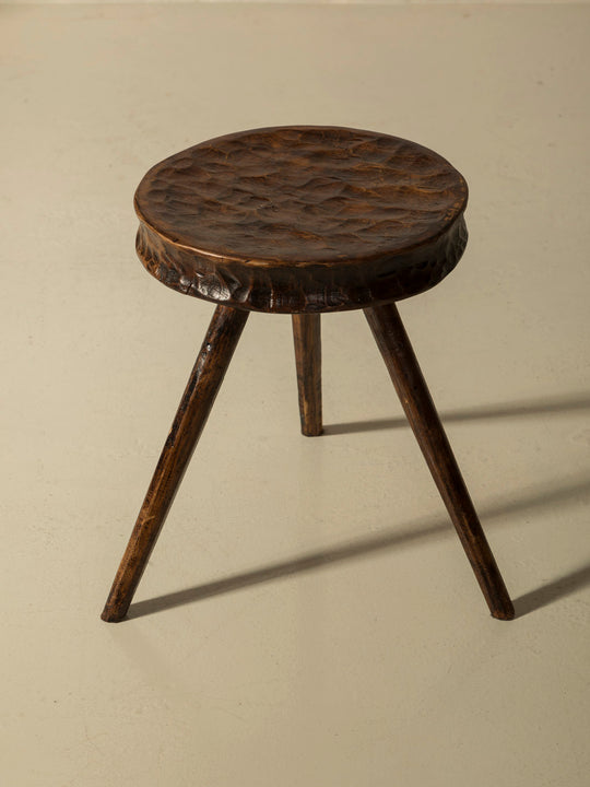 Chestnut stool B Christophe Daguet