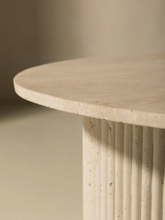 Amira travertine table 140x120cm