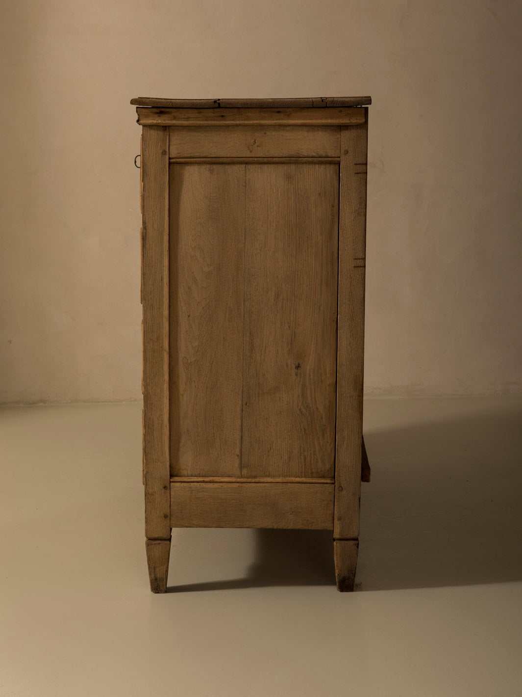 19th-century Belgian chest of drawers