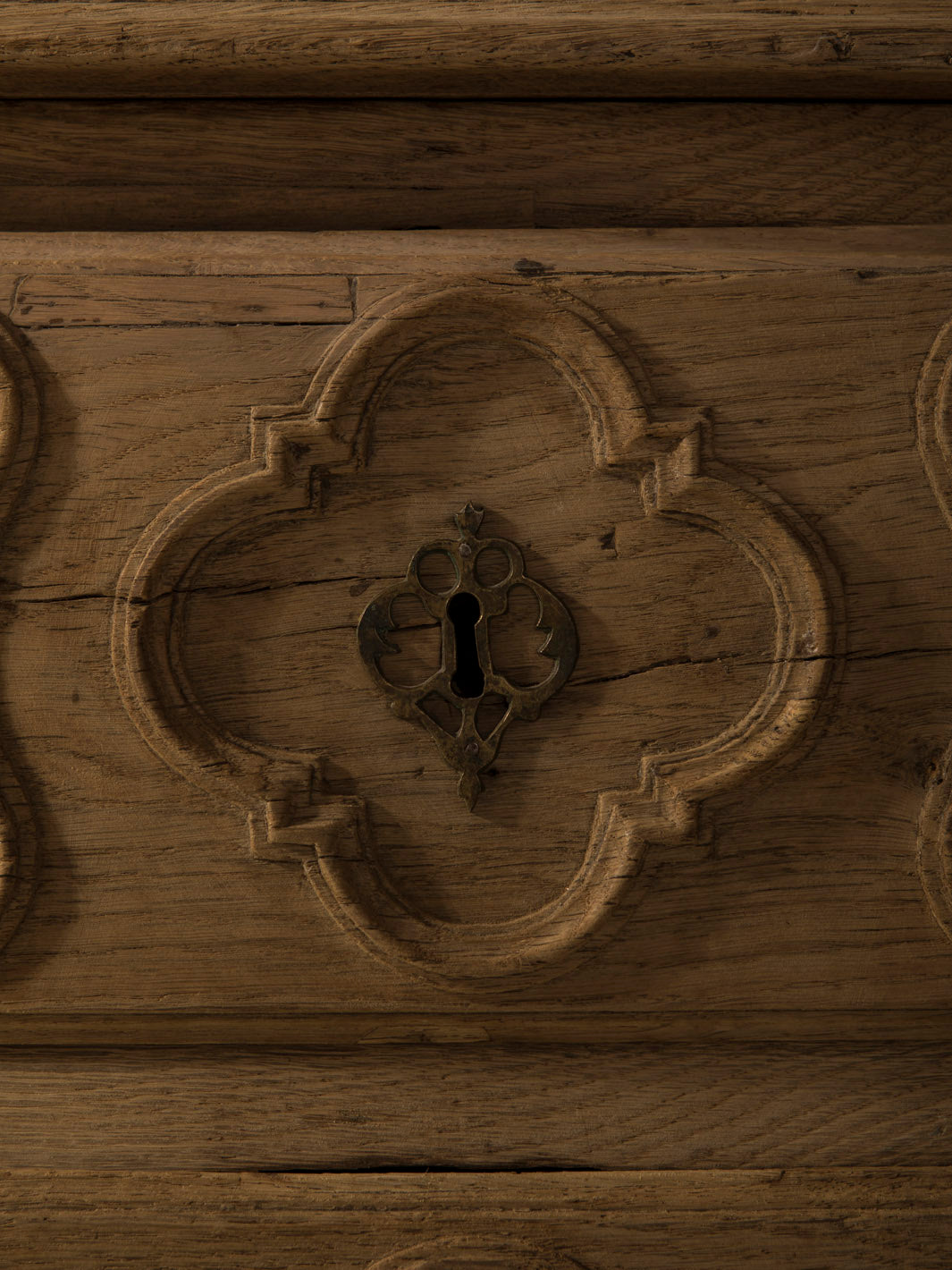 19th-century Belgian chest of drawers
