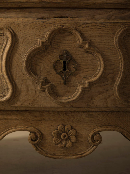 19th-century Belgian chest of drawers