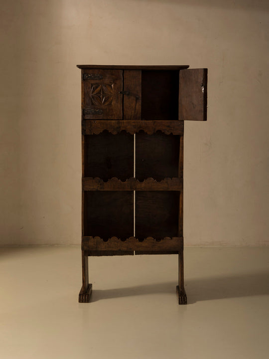Bayona furniture 19th century