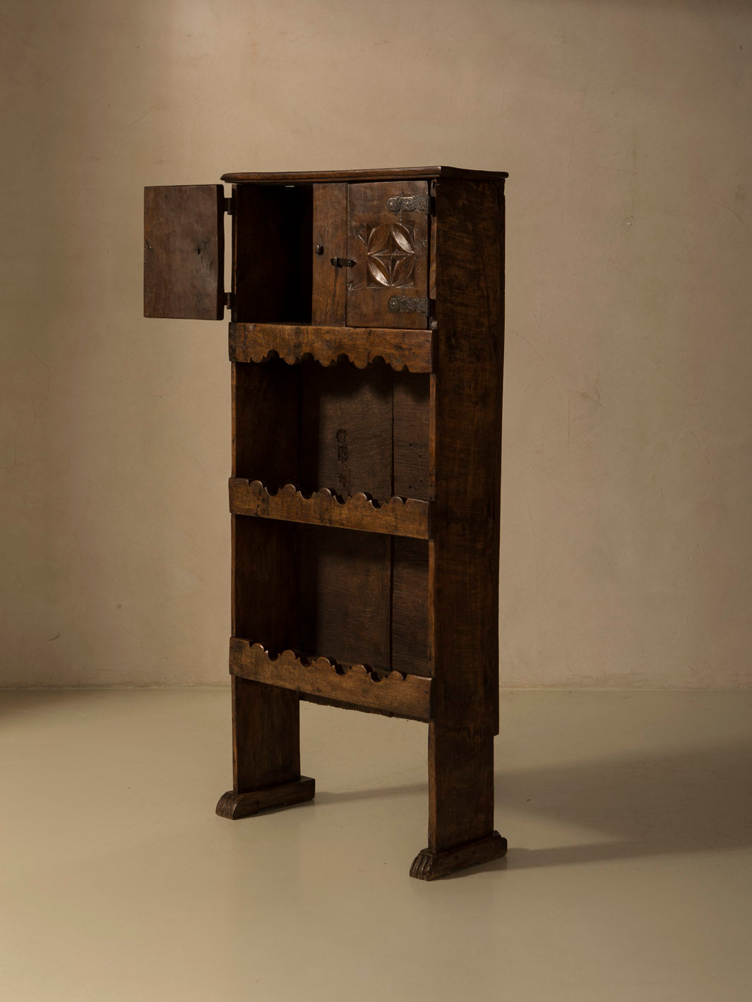Bayona furniture 19th century