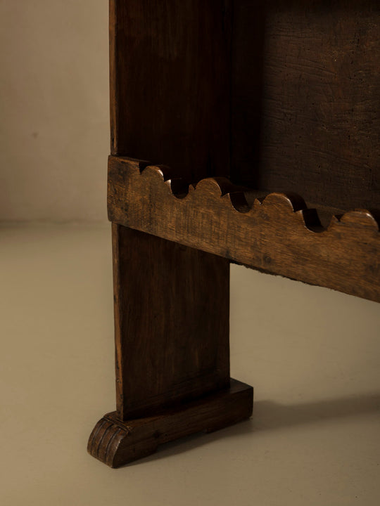 Bayona furniture 19th century