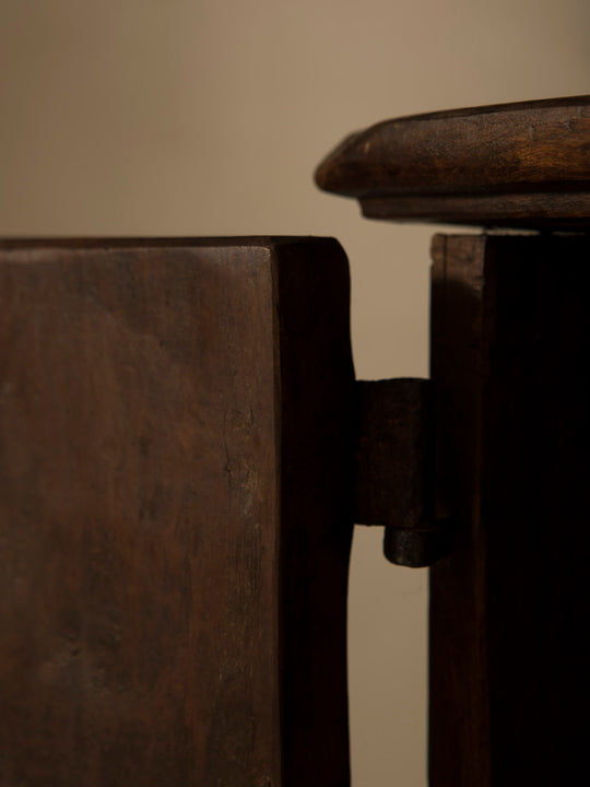 Bayona furniture 19th century