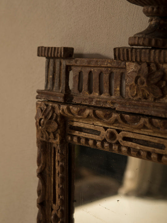Bavarian mirror with a crest, 19th century