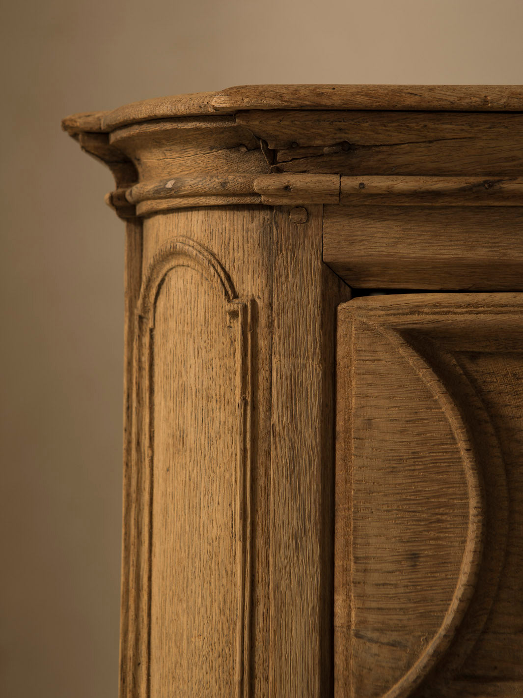 19th Century Belgian chest of drawers