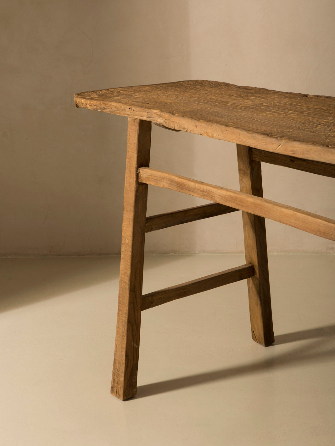 Wooden console table 184x47cm.