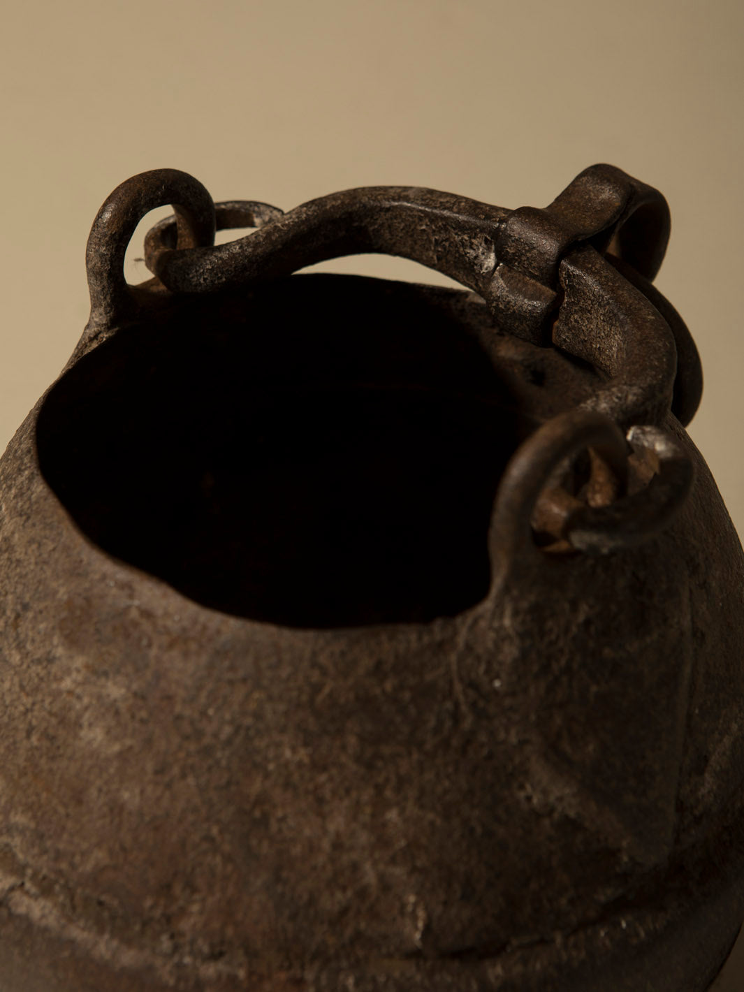 Dolchi small vessel