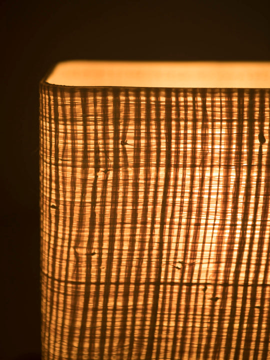 Lámpara de mesa Nomad Ecru