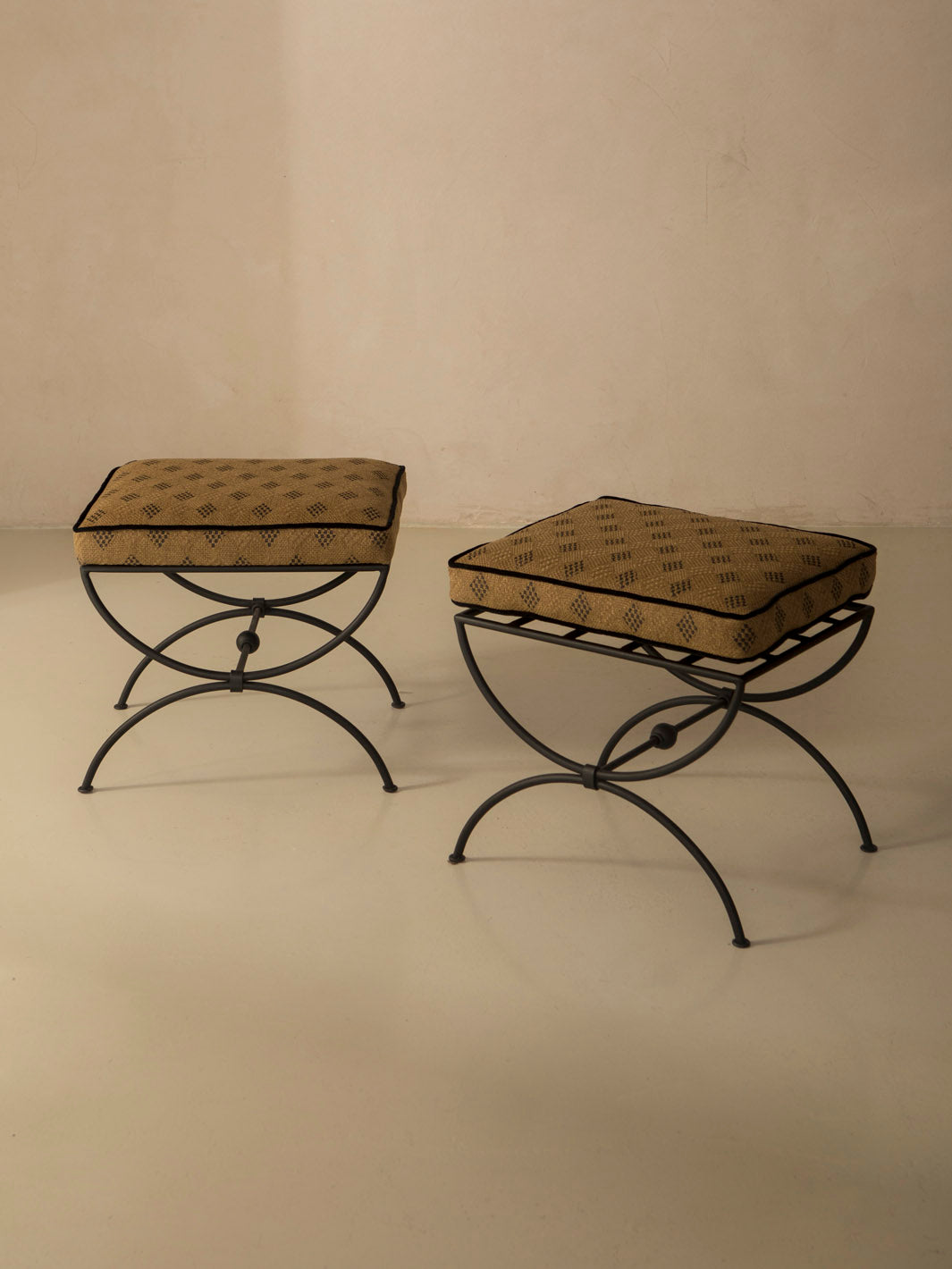 Jans bench with cushion