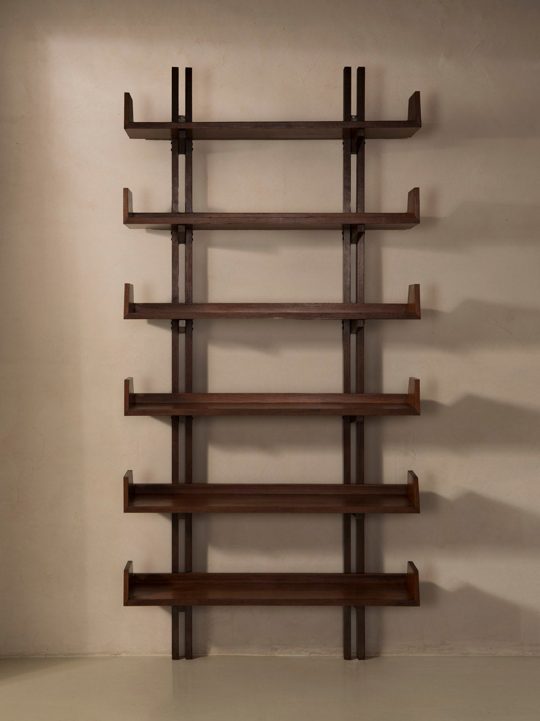 Librería italiana años 60