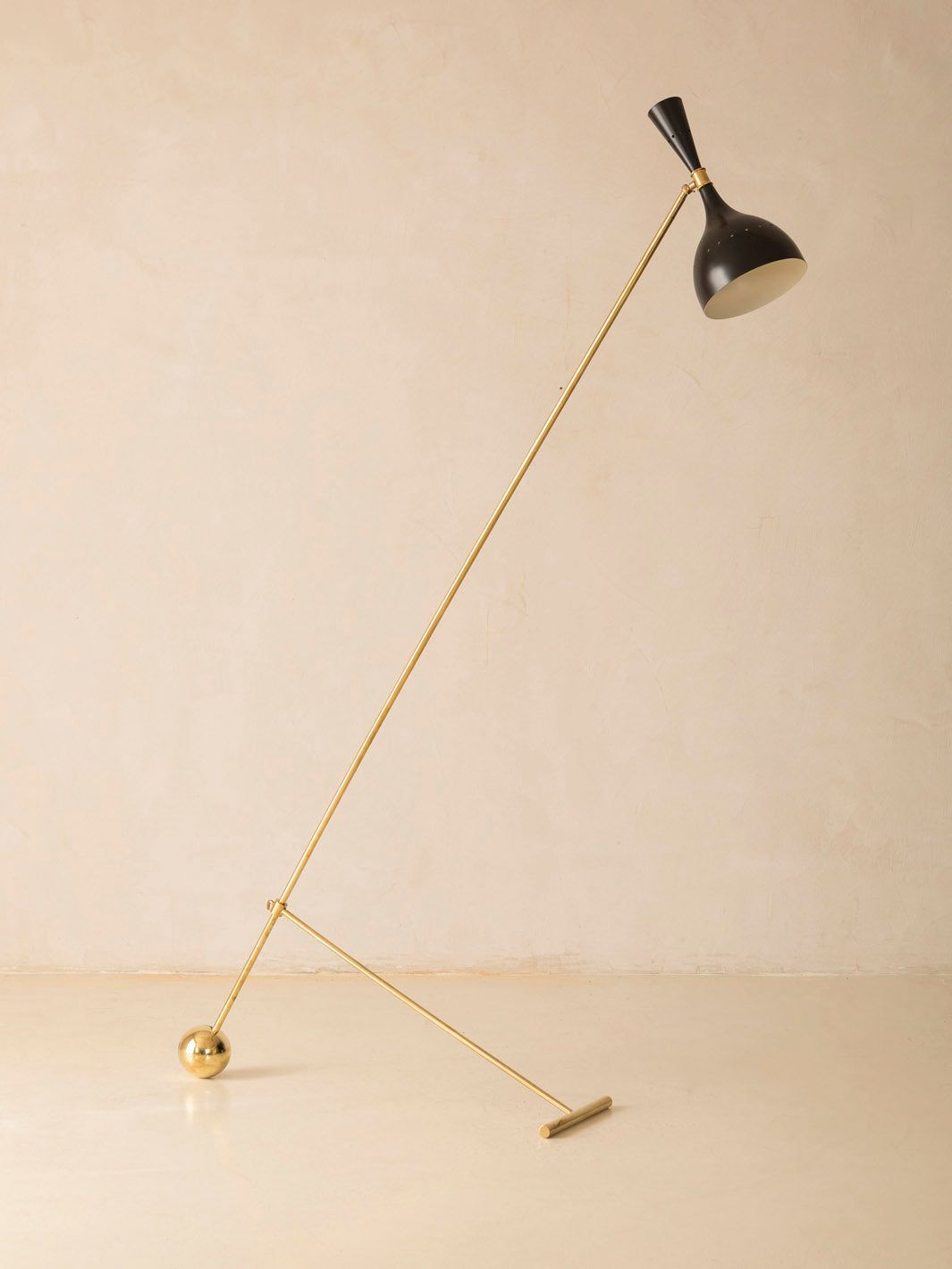 Libra Black Italy Floor Lamp