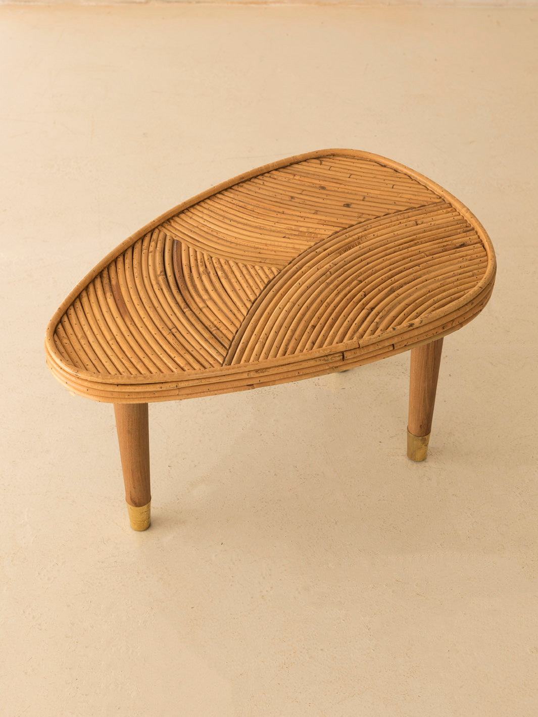 Mesa de centro de bambú italiana
