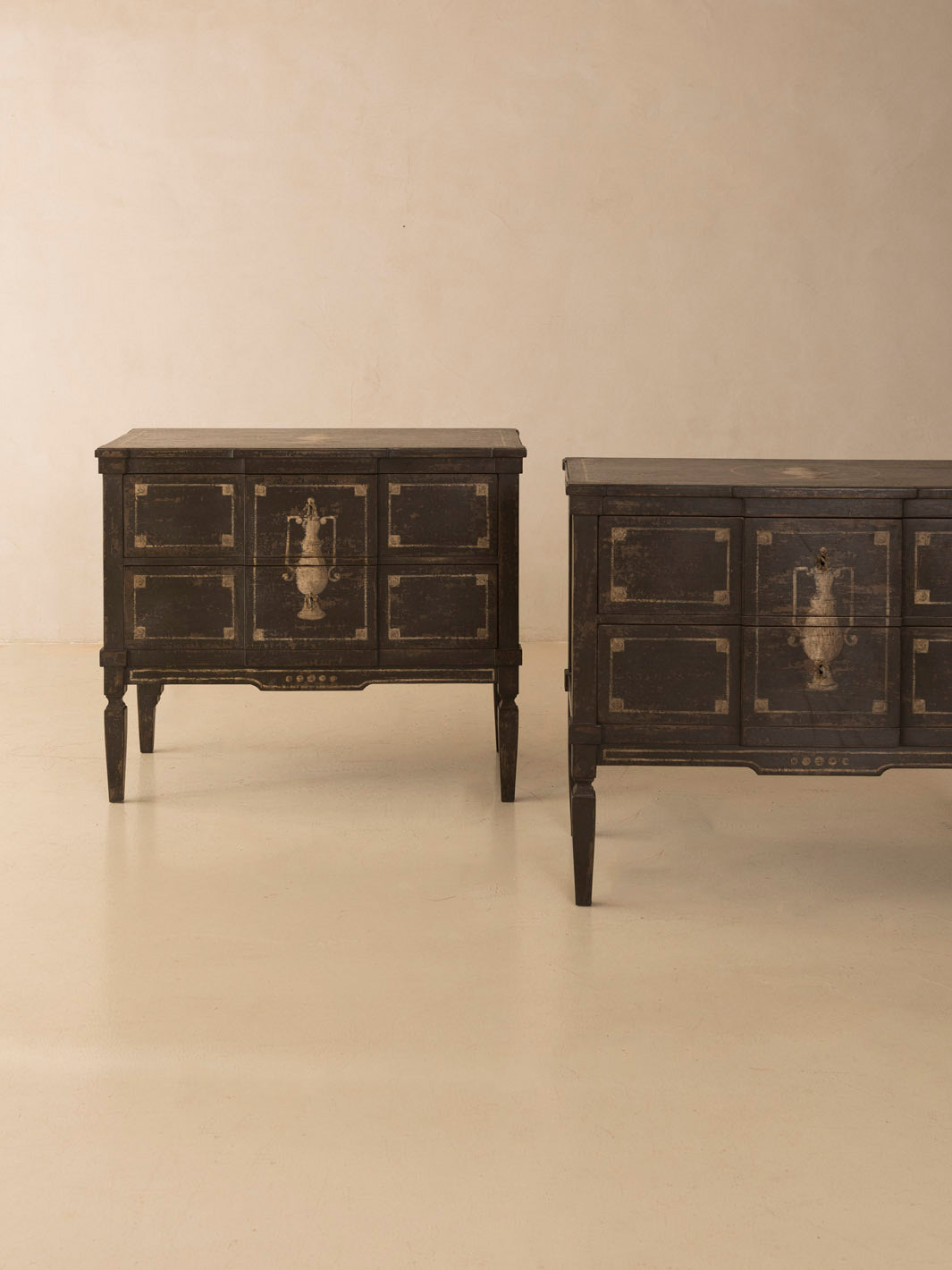 Commode Bavaroise Noire 