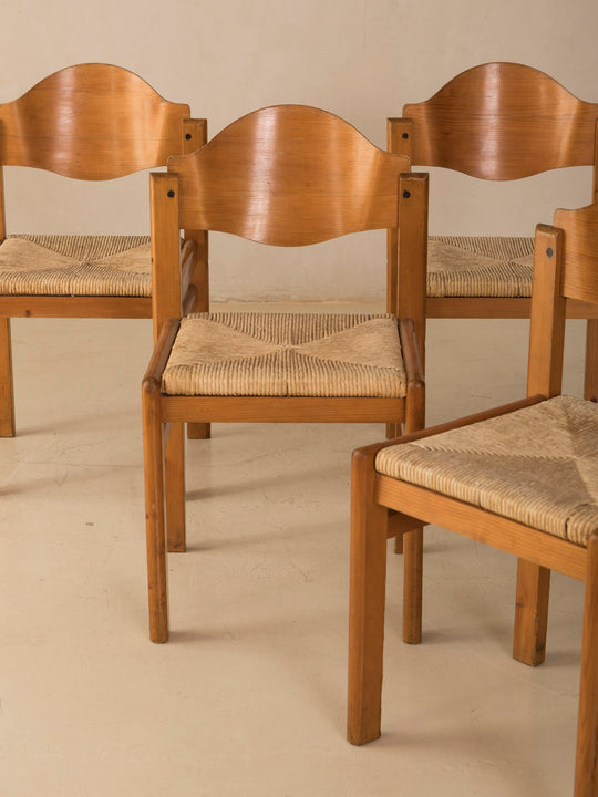 Suite de 4 chaises en frêne et raphia Italie des années 50