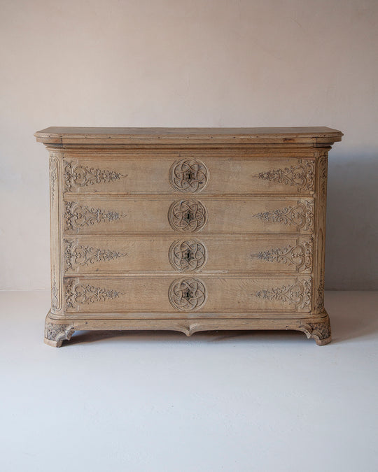 19th century Regency style chest of drawers