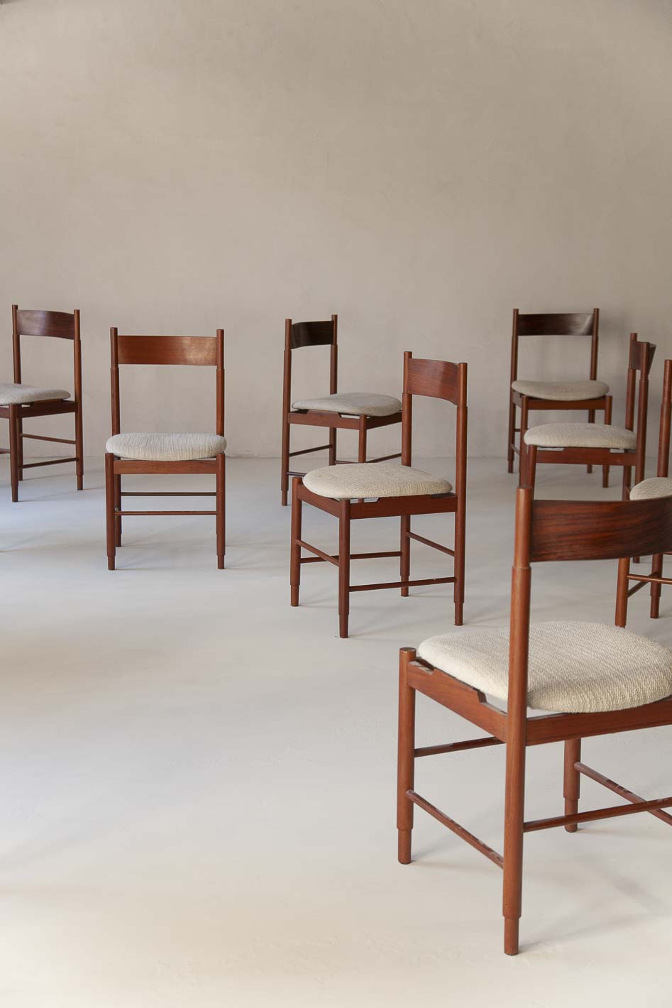 Set of 8 Italian 70s teak chairs