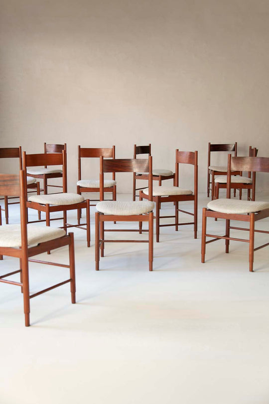 Set of 6 Italian 70s teak chairs