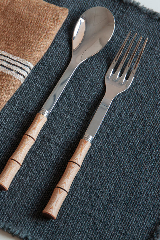 Bamboo serving cutlery