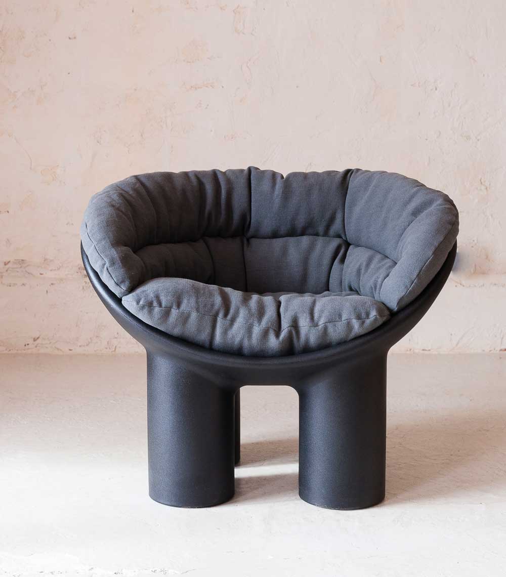 Fauteuil Faye Toogood Roly Poly Noir