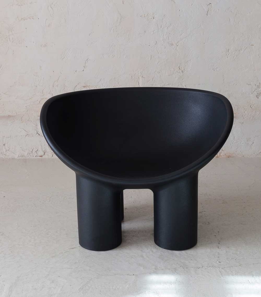 Fauteuil Faye Toogood Roly Poly Noir