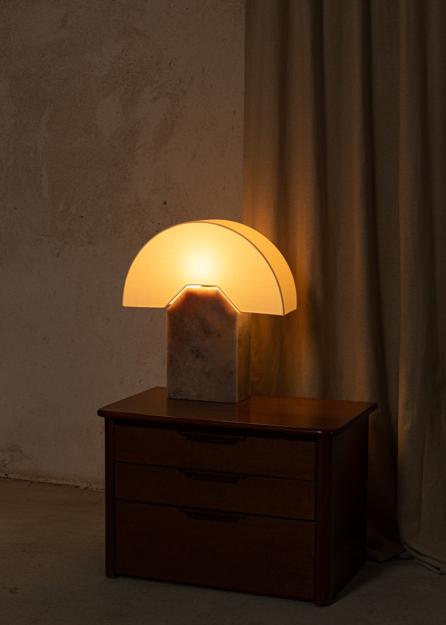 Lámpara Edna alabastro Havana Simone & Marcel