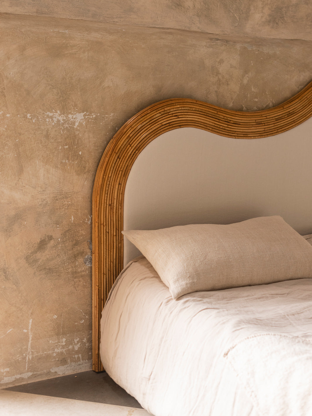 Cabecero Wave asimétrico de bambú