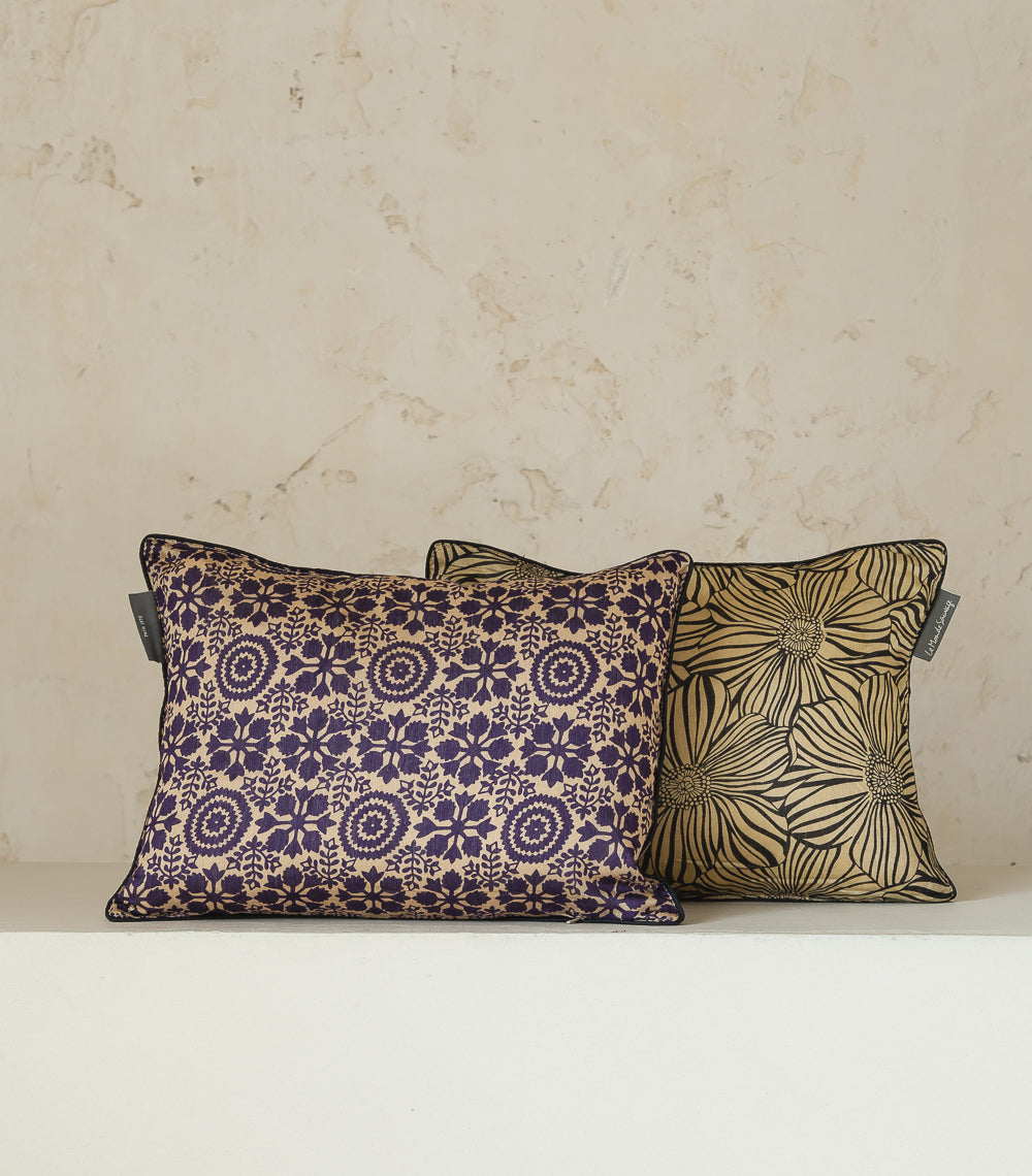 Coussin en soie Takata 40x30cm