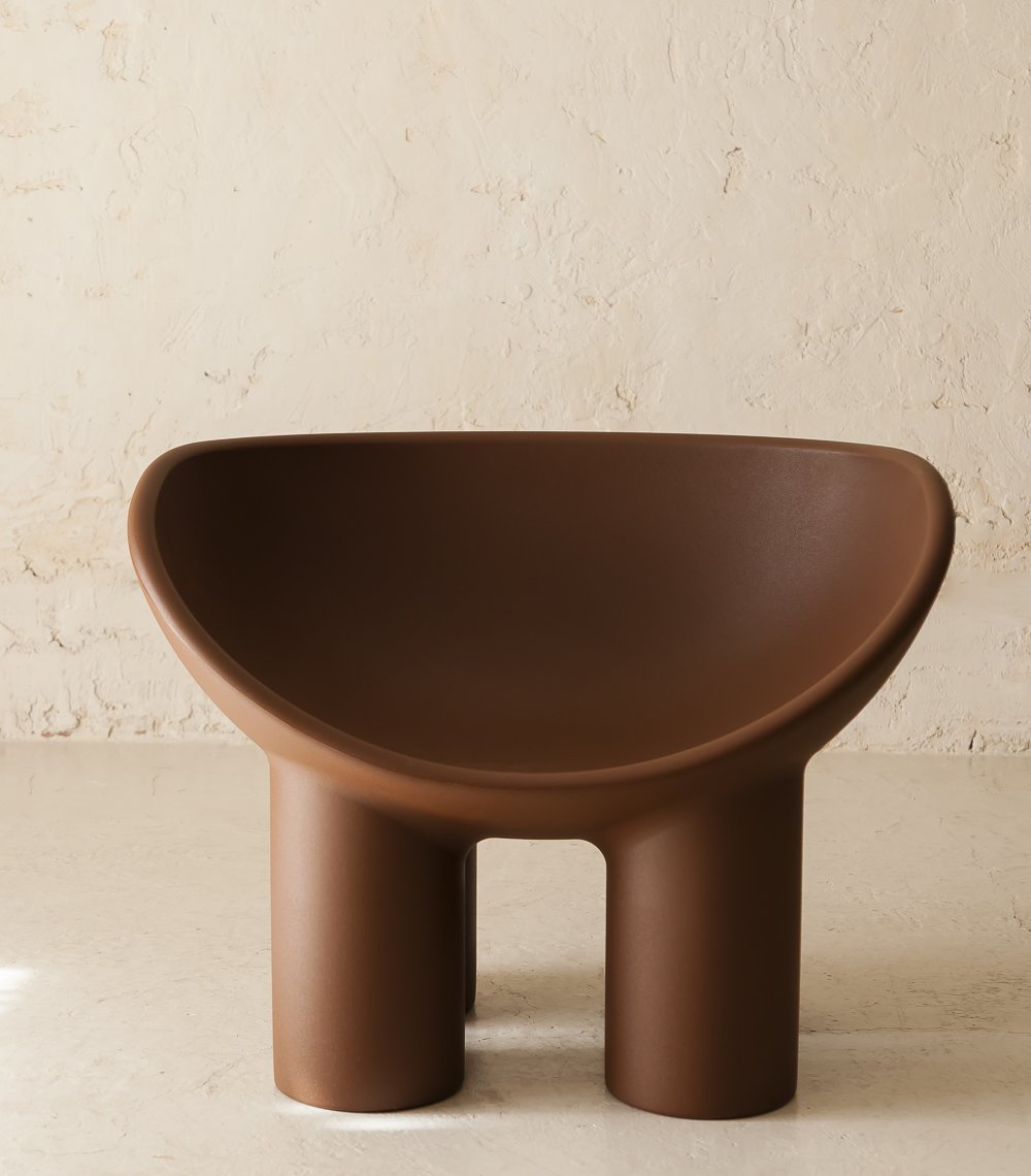 Roly Poly Armchair by Faye Toogood brown – Rue Vintage 74