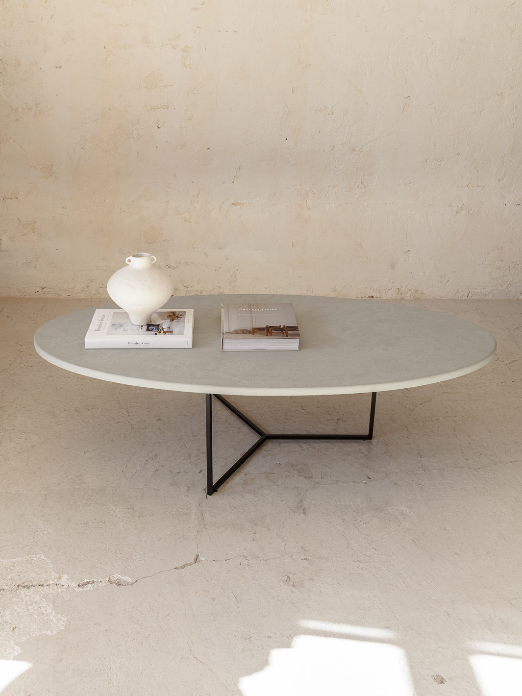 Table basse ovale en argilite