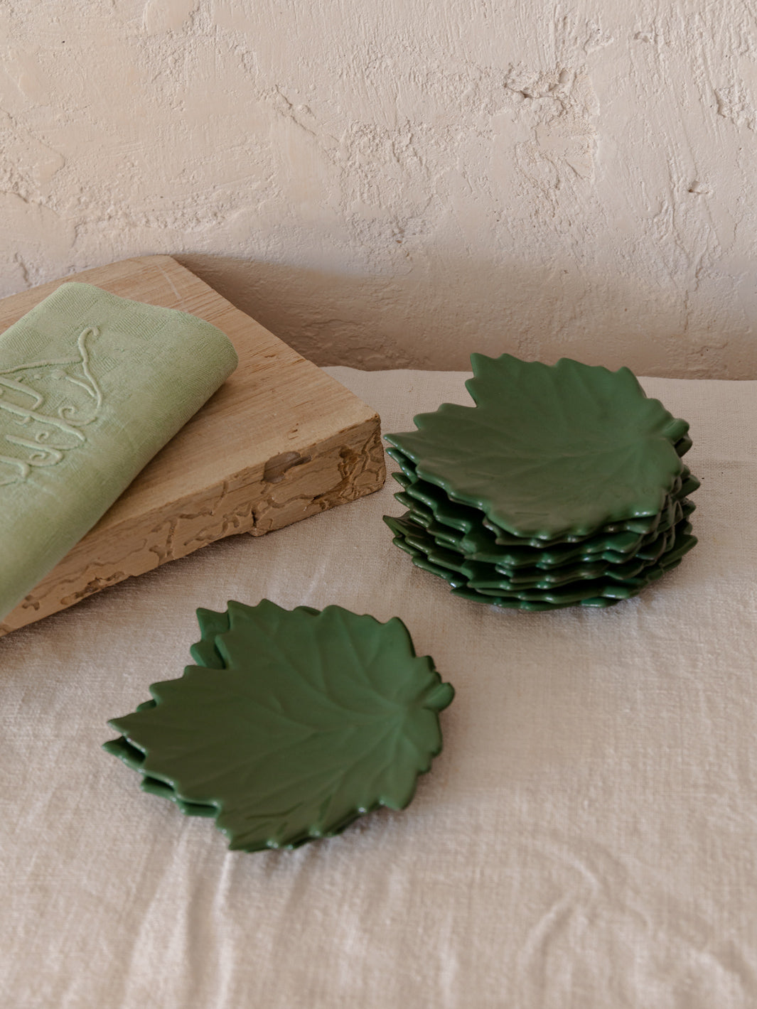 Assiette à pain vert feuille