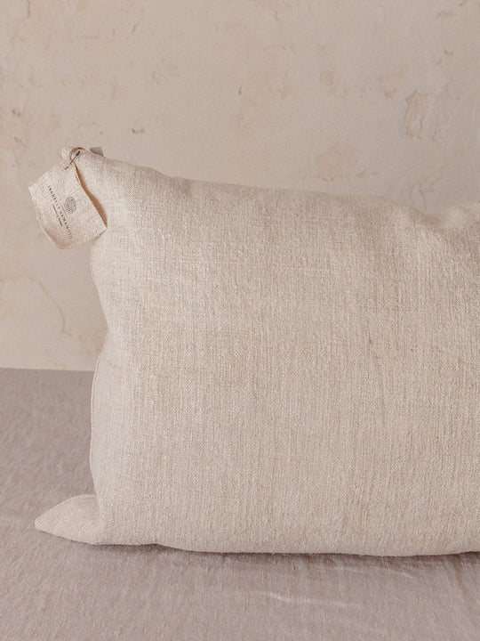 Antique hemp cushion Isabelle Yamamoto 70x45cm natural