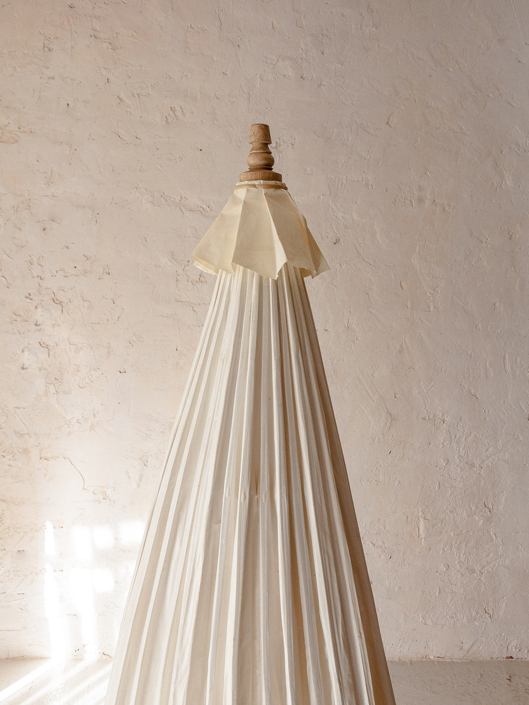 Parapluie en bambou blanc et imperméable