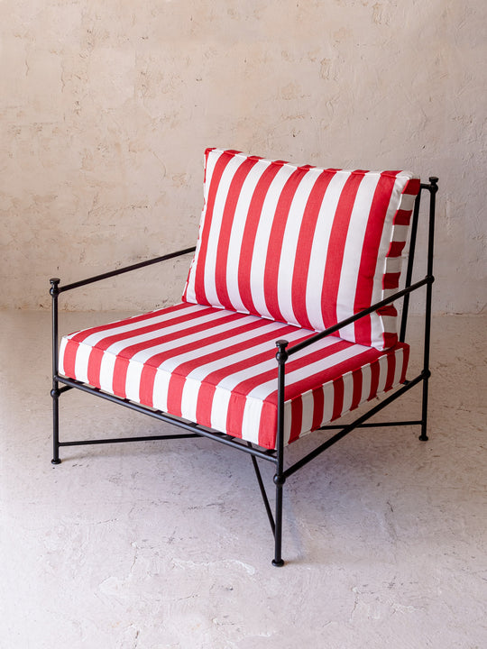 Red and white striped Medaillon armchair