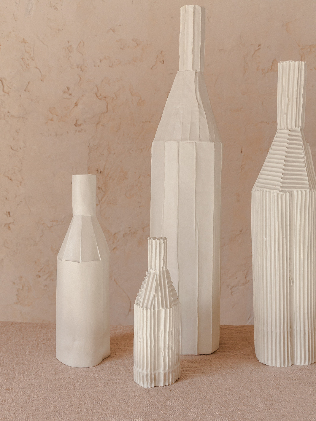 Set of 5 sculptural pieces Off White Paola Paronetto