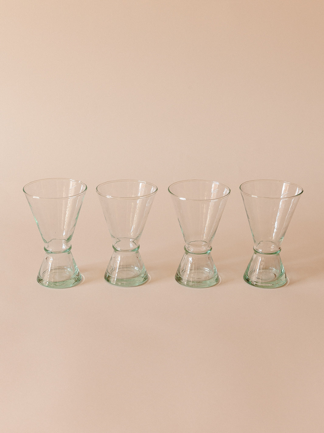 Set de copas para agua Hammered de vidrio 4 piezas