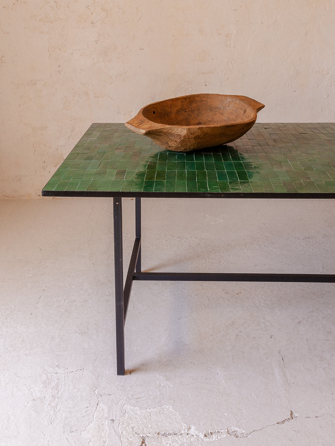 Zellige Minimal dining table forest green