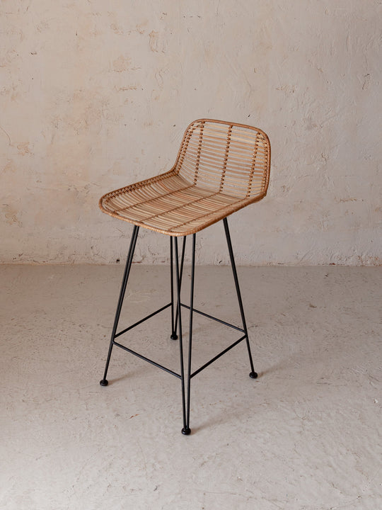 Braided wicker stool