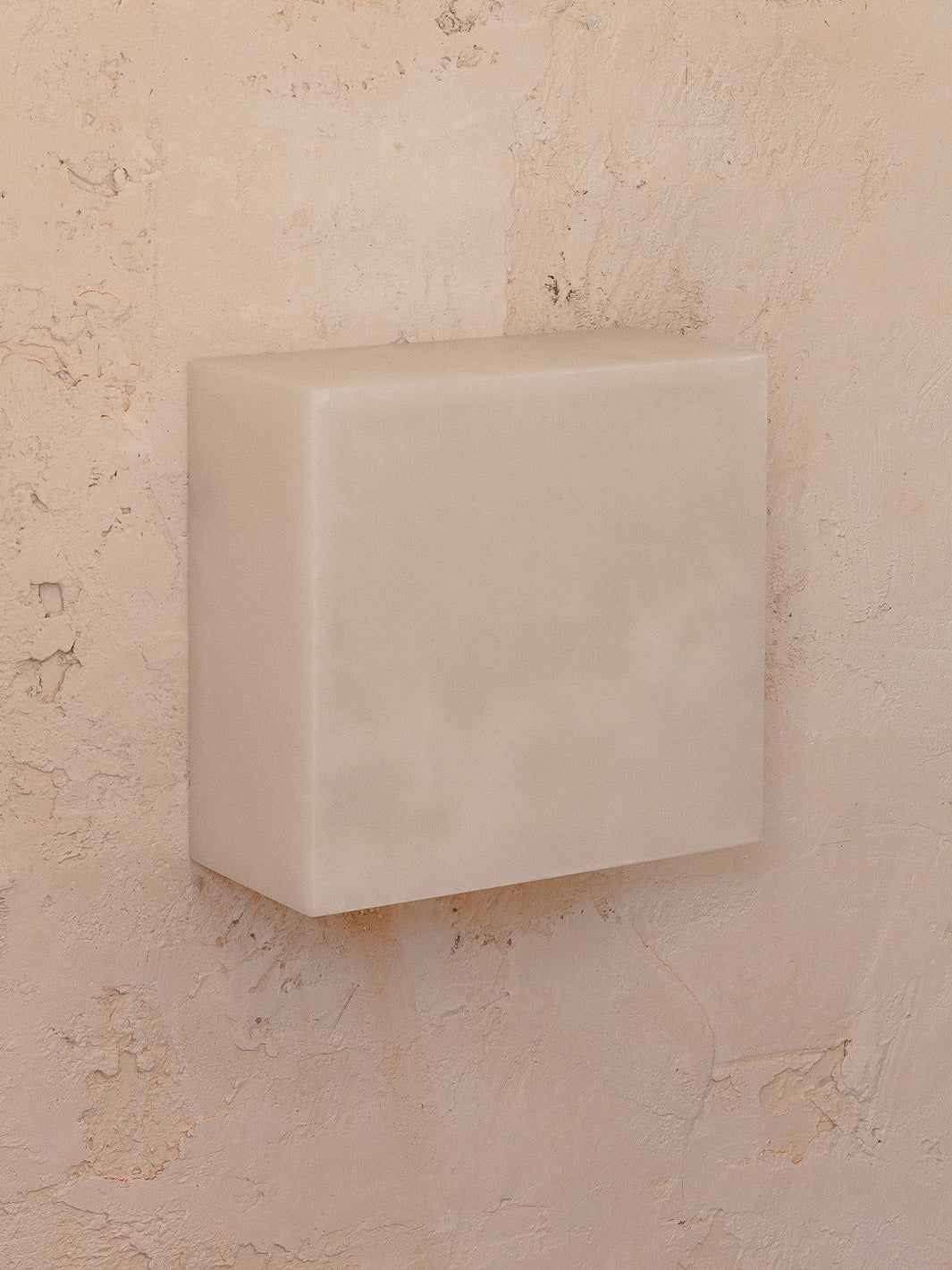 Frene white alabaster wall lamp Simone &amp; Marcel