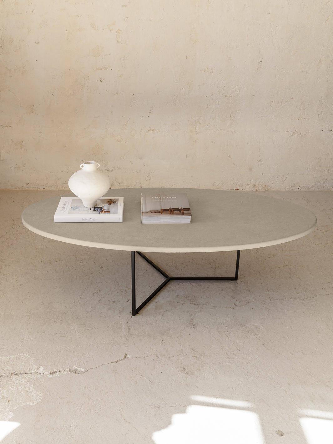 Table basse ovale in argilite