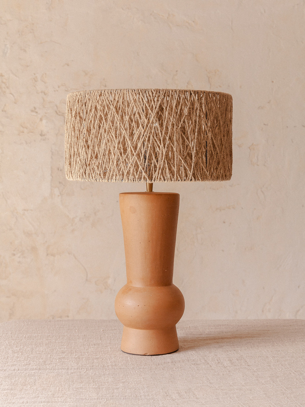 Terracotta lamp jute shade